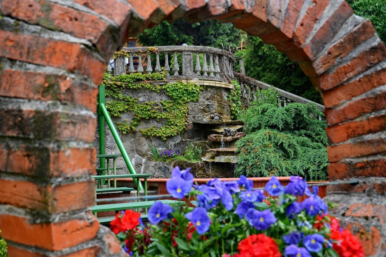 Hotel Solar Palace Spa & Wellness Mrągowo Dış mekan fotoğraf