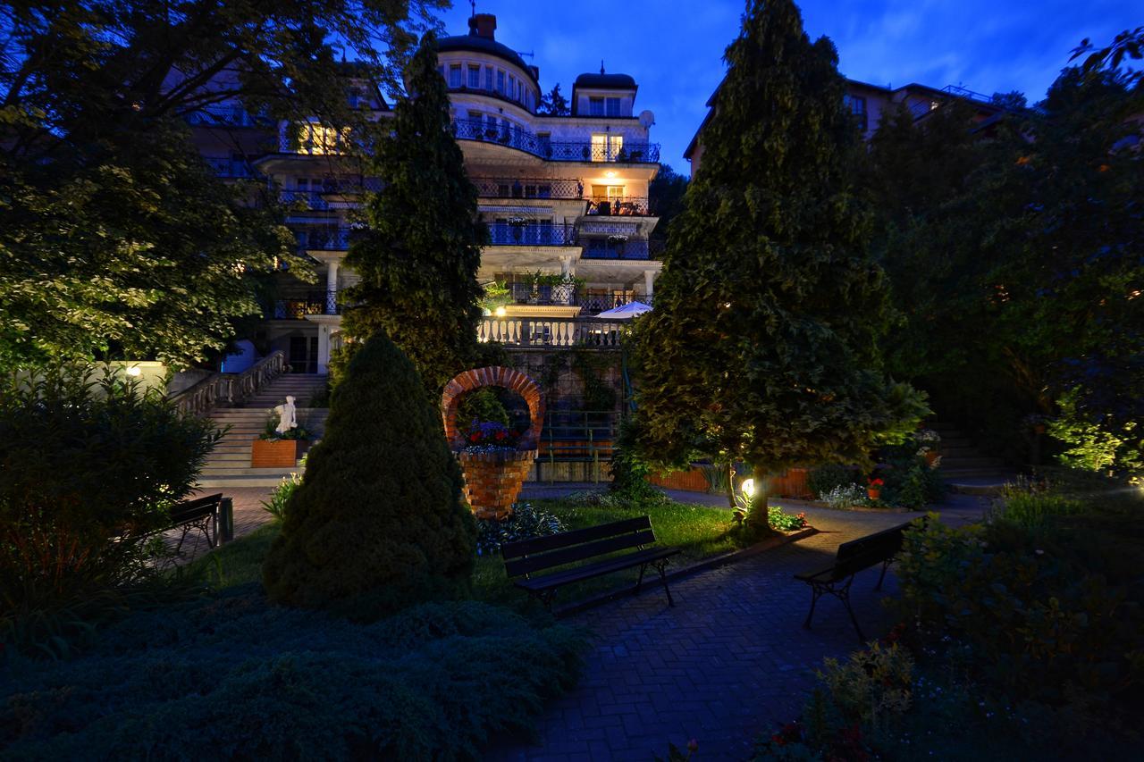 Hotel Solar Palace Spa & Wellness Mrągowo Dış mekan fotoğraf