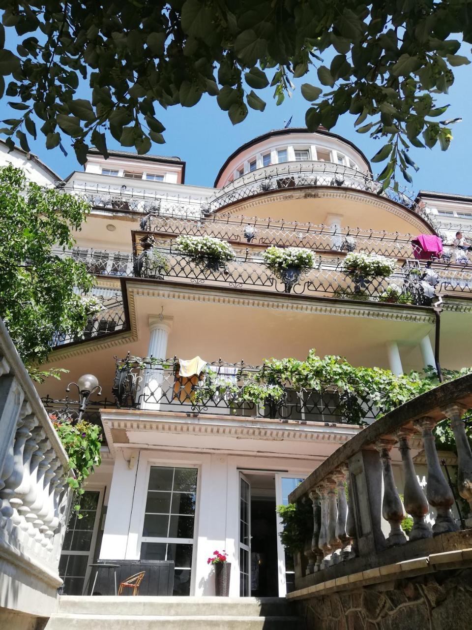 Hotel Solar Palace Spa & Wellness Mrągowo Dış mekan fotoğraf